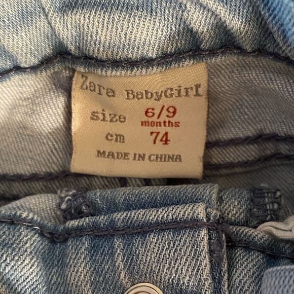 ⭐️HP⭐️ZARA jeans - Picture 5 of 6